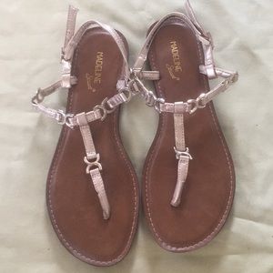 Madeline Stuart Gold time sandals